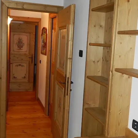 Excelsior Apartment *